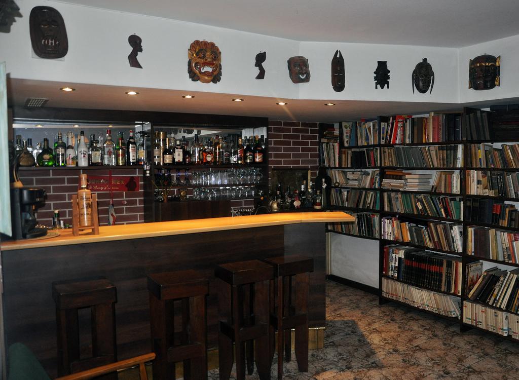 Pokoje Goscinne Pod Sikornikiem Krakow Exterior photo